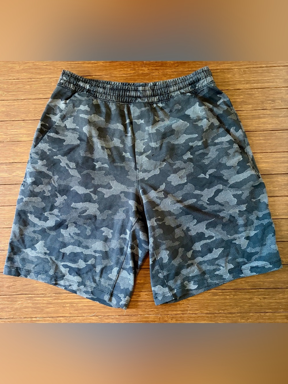 Lululemon Pace Breaker medium unlined camo shorts  active gym training lounge
